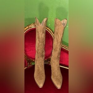 Women’s Arider Girl Cowgirl Boots Size 9